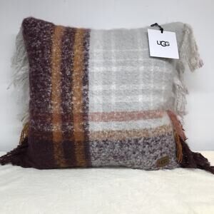 Ugg Oversized Pillow Decor 20 x 20 Long Beach Plaid Port Gray Brown NWT NEW